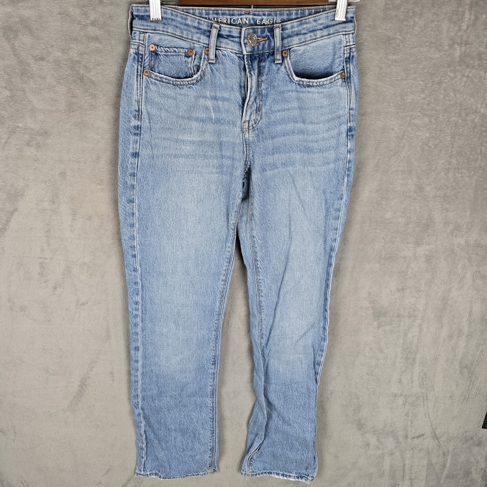 American Eagle 90s Bootcut Jeans Light Wash High‎ Rise Raw Hem Size 0 Regular